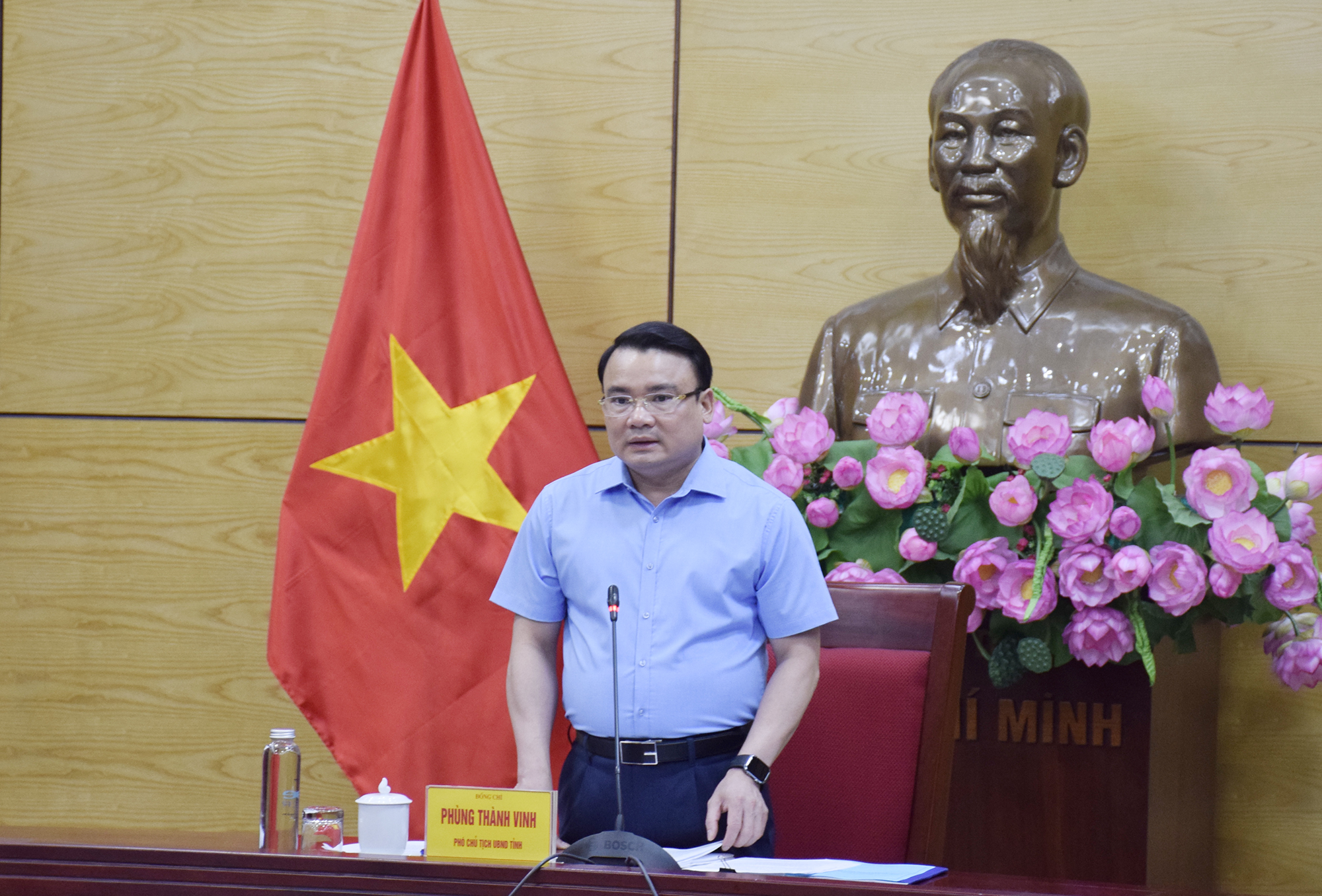 Anh-tin-bai